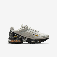 Nike Air Max Plus iii Grey/Black/Gold